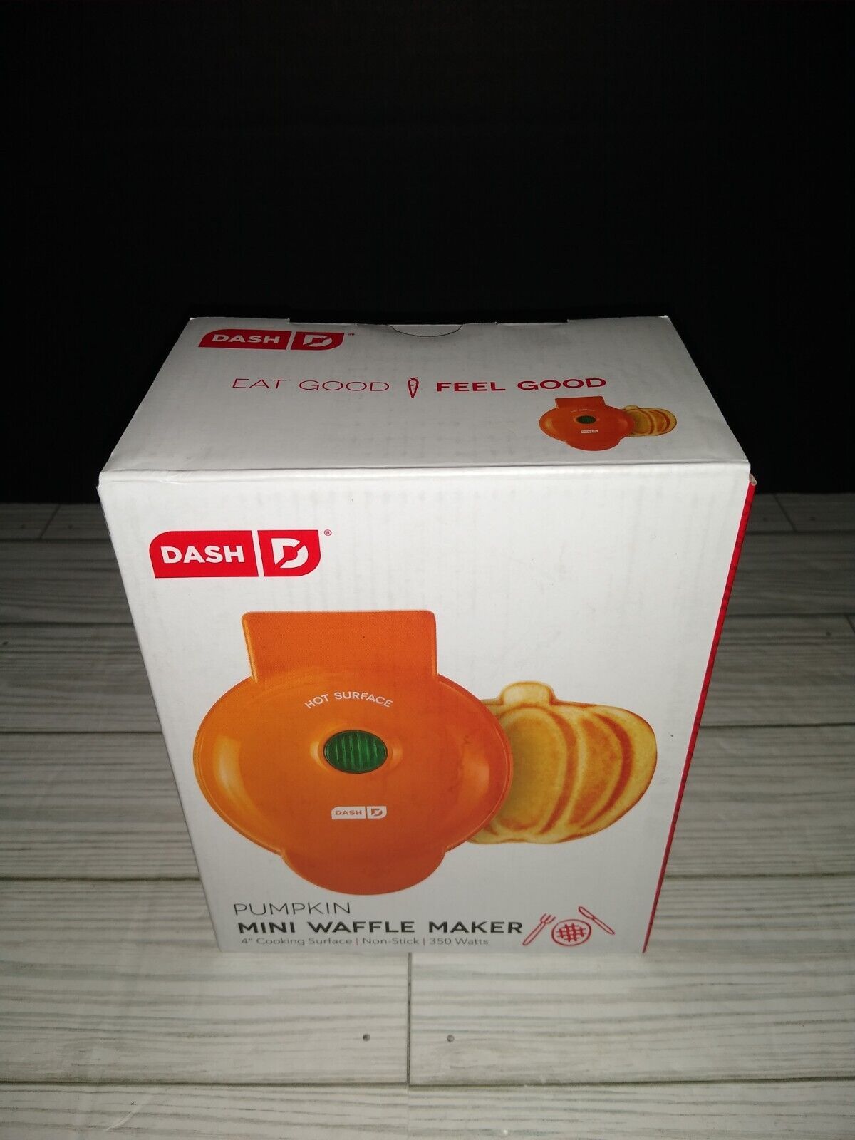 Mini Dash Pumpkin Waffle Maker 4