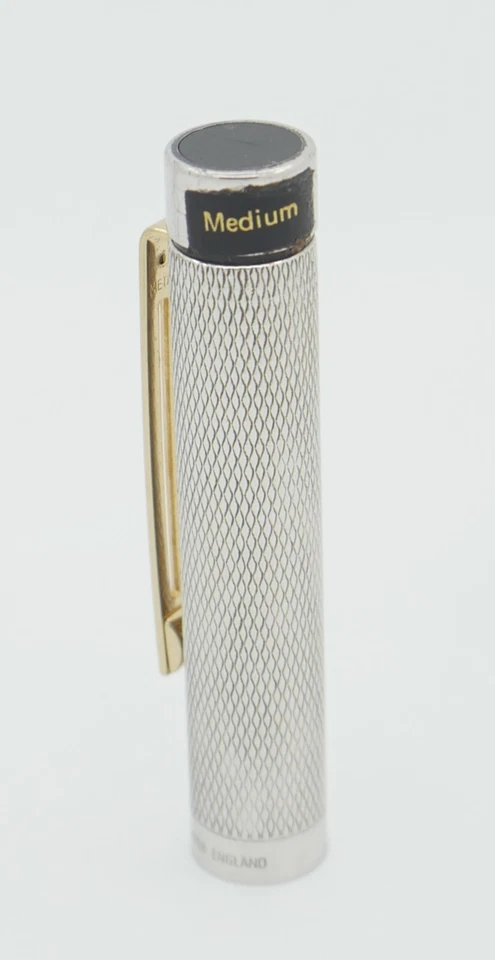 Sheaffer Targa 1008 镀银大麦图案带金夹钢笔帽 — 第 2/3 张图片