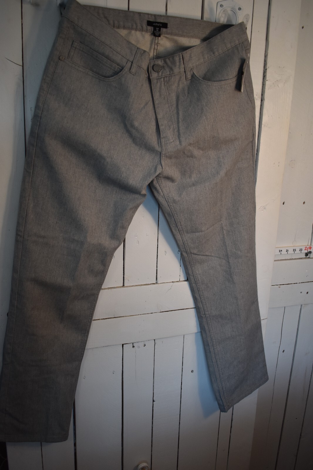 NWT Mens Dusty Grey Denim Pants 36W x 30L (M36-30)