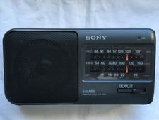 SONY ICF-490L 3 BAND RADIO