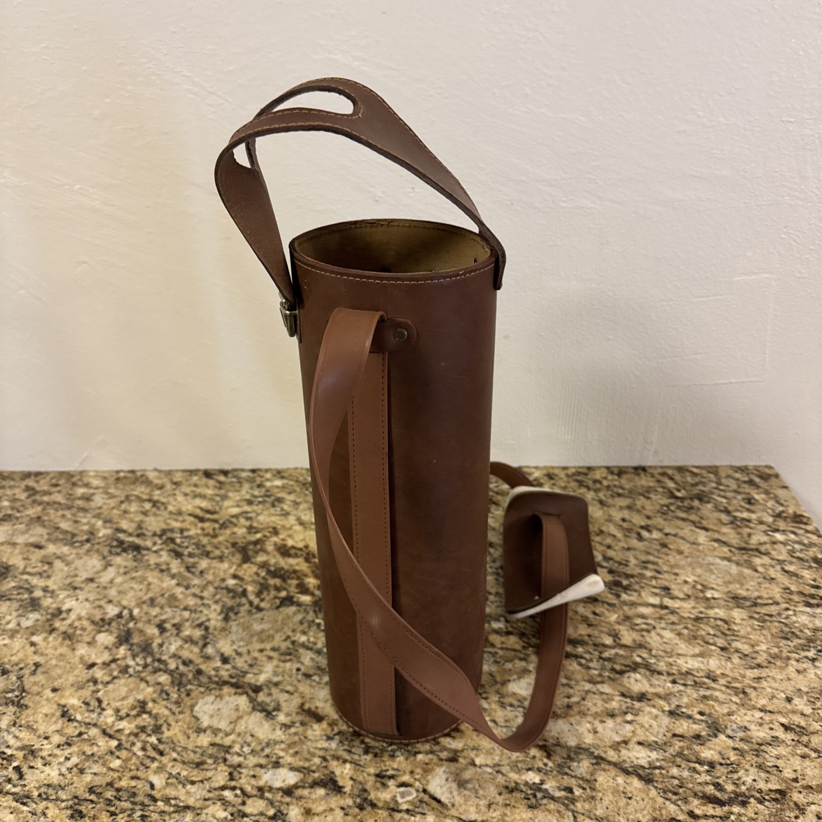 VTG Mada Medical Oxygen Tank Bag Leather Carrier Case