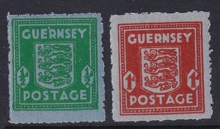 GB GUERNSEY SG4 5 COMPLETE SET on French blue bank note paper mounted mint