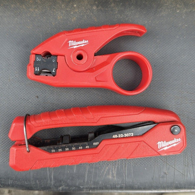 Milwaukee Wire Stripper/Cutter Cable Stripping Tool 48-22-3072 Red