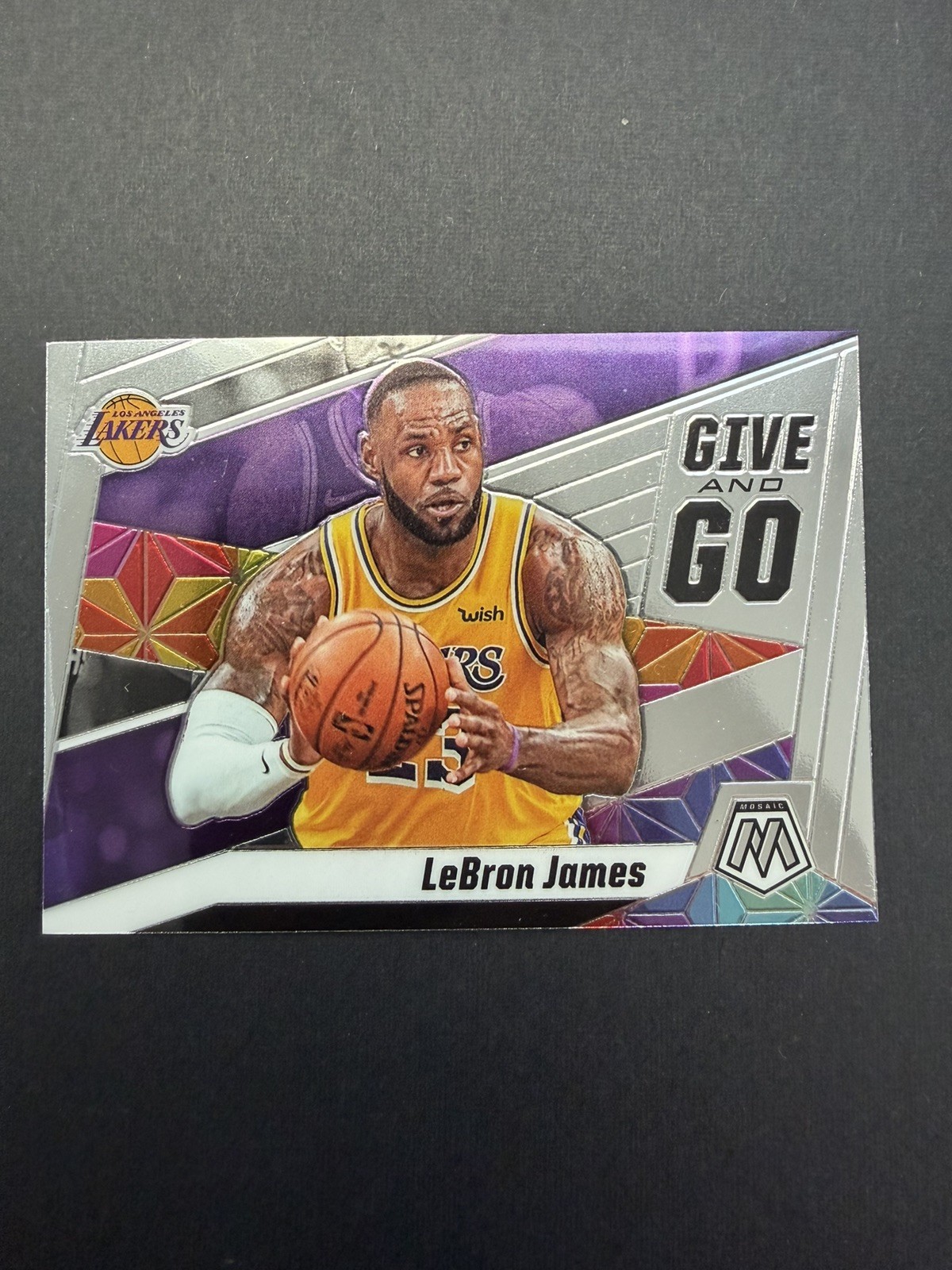 2019-20 Panini Mosaic - Give and Go LeBron James #8