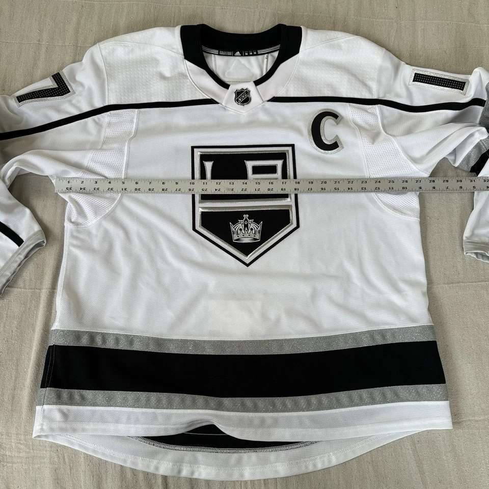 Los Angeles Kings Jersey ADIDAS 56 White NHL Fight Strap CANADA #17 Promo Player - Image 4 of 4