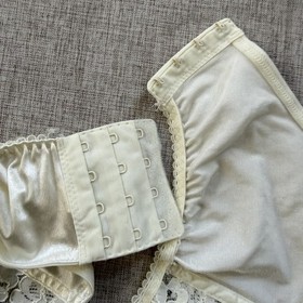 Vintage 90s Victoria's Secret Gold Label Lingerie Garter Belt XS/S Satin Lace