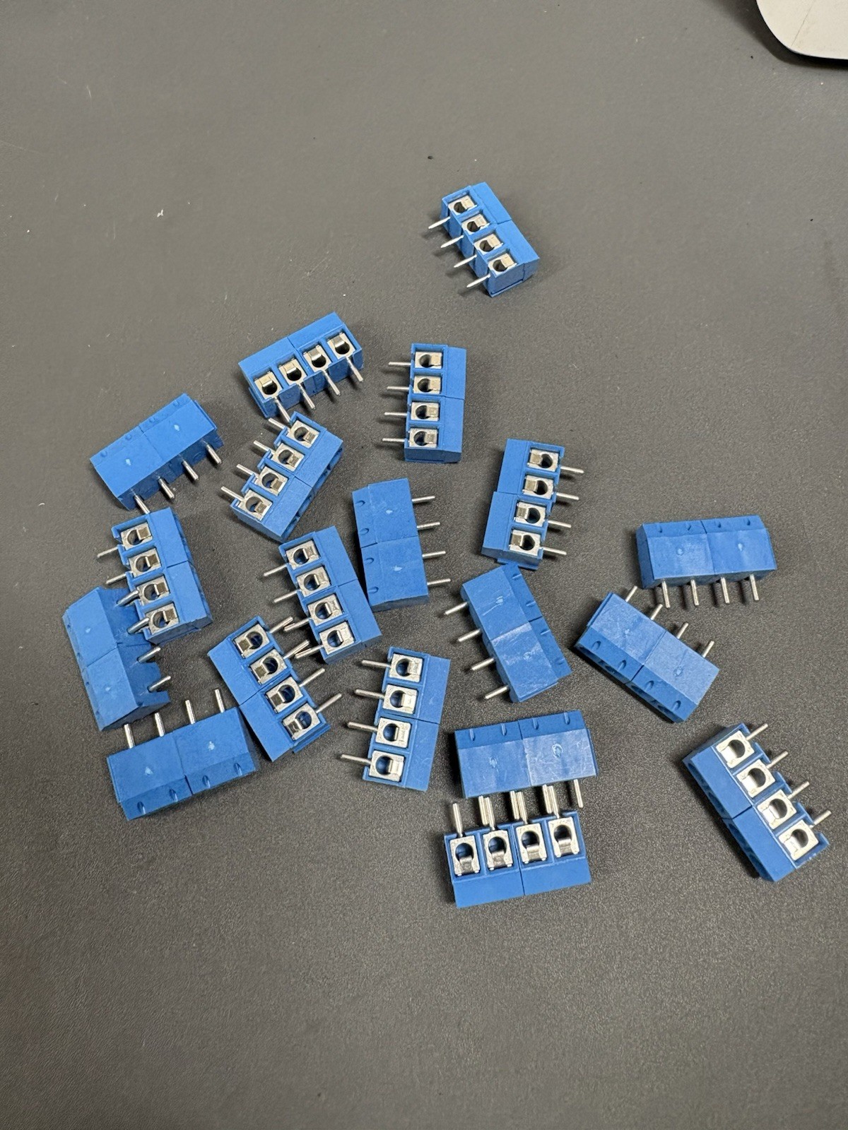 Lot 250 4-Pin PCB Screw Terminal Blocks 5.08mm Pitch 300V Blue Connector