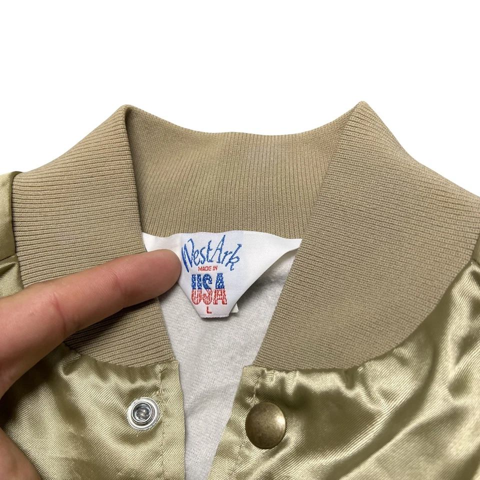 Chaqueta De Colección Alan Kulwicki Para Hombres Grande Dorado Satinado Bombardero NASCAR Carreras Hecha en EE. UU. Foto 4 de 4