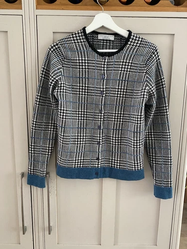Johnstons Of Elgin Cashmere Cardigan Size 10