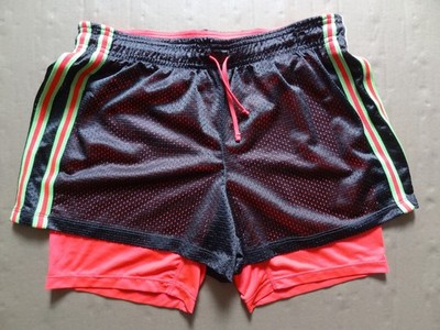 Layer 8  Shorts Gr. M Außenshorts-100%Poly Innenshorts-88%Poly, 12%Spandex NEU