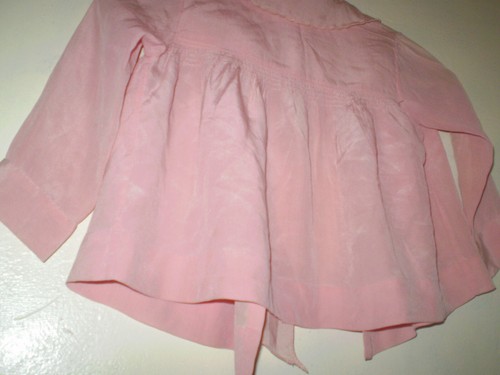 1920s Antique silk children's dress and a cape with pink color with embroider - Picture 11 of 11