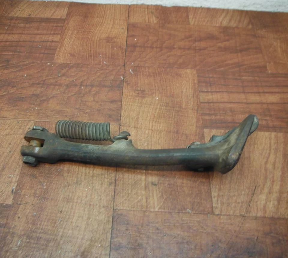 Honda 84-87 Goldwing 1200 1985 GL 1200 SUPORTE LATERAL 50540-MG9-680 - Imagem 4 de 4