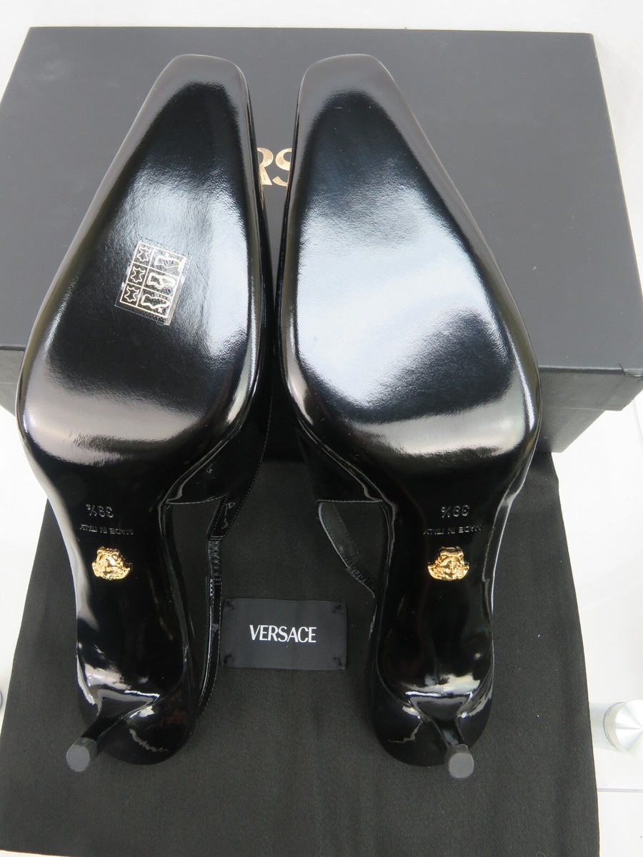 Versace メドューサ　エナメルパンプス Versace メドューサエナメルパンプス