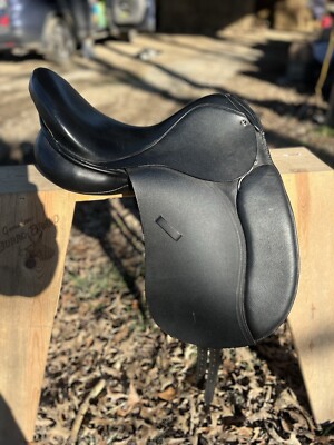 Black Kincade Dressage Saddle 