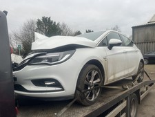 VAUXHALL ASTRA K MK7 5DR WHITE 1.4 Turbo Petrol 2017 BREAKING Parts