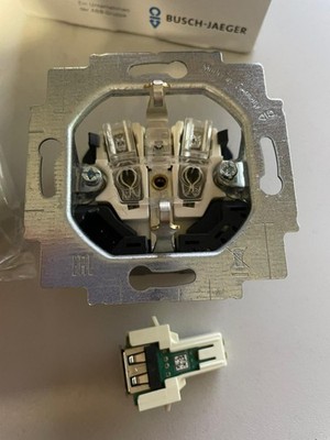Busch-Jaeger SCHUKO USB-Steckdose Busch-Duro 2000 SI