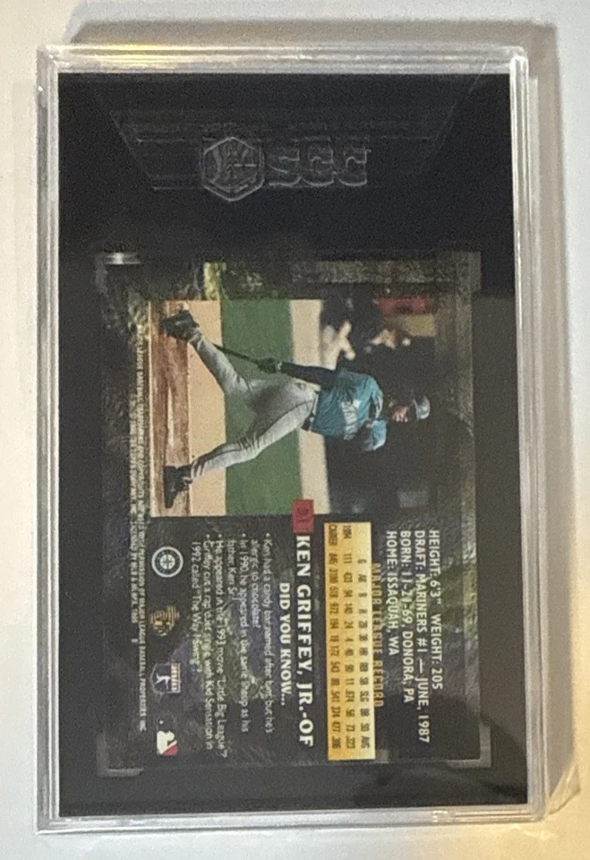 1995 Topps Embossed GOLDEN IDOLS INSERT / Ken Griffey Jr. / SGC 9 MINT - Image 2 of 2