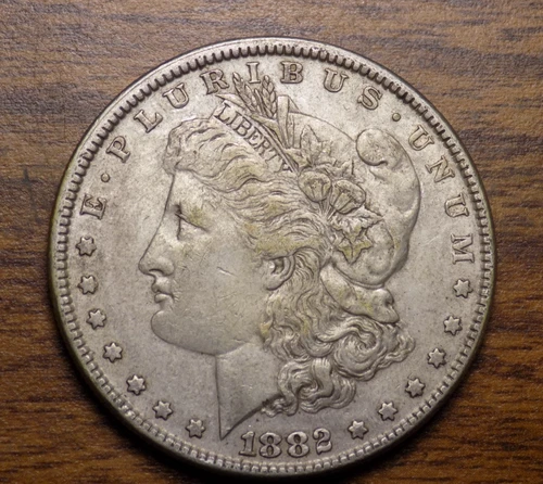 MORGAN SILVER DOLLAR 1882 P NICE AU+ 90% SILVER DOLLAR