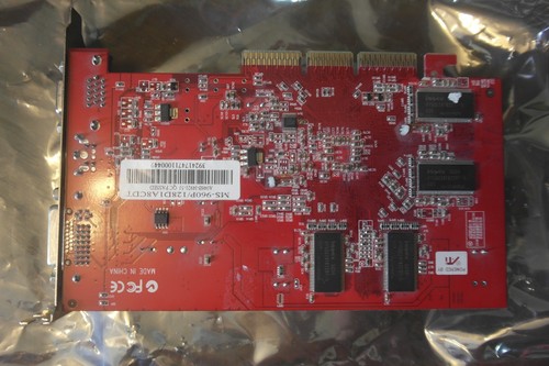 Grafikkarte ATI Radeon 9600 PRO 128MB FÜR TEILE ODER REPARATUR RAM PROBLEME - Bild 4 von 4