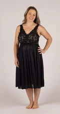 NWOT Shadowline Size 1X Silhouette Short Lace Bodice Long Nightgown Black Nylon