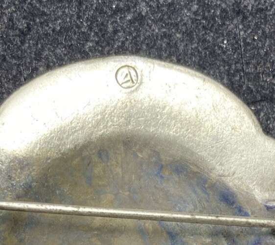 Picture 3 of 4