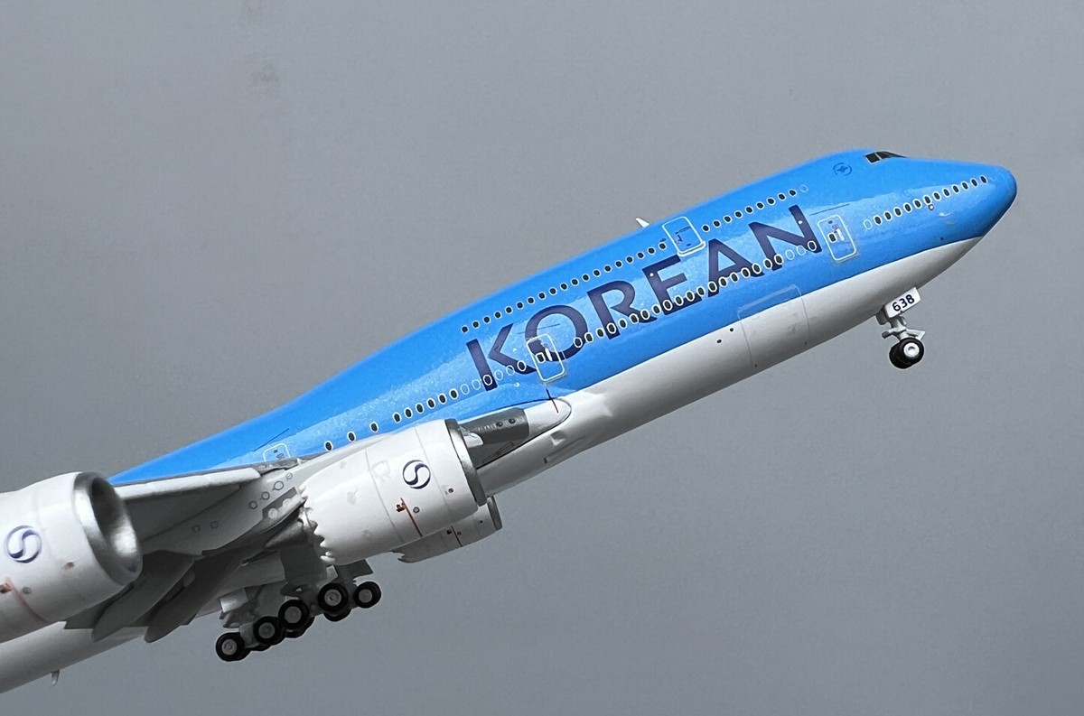 大韓航空 B747-8i 新塗装 HL7638 HX Models 1/400 HX Models 1:400 大韓航空 B747-8i HL7638 - メルカリ