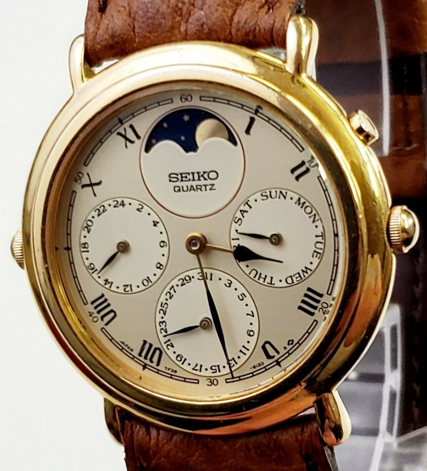 Seiko Multi-function Moonphase Quartz 7F38-6140 - image 2