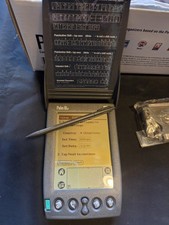 PALM IIIe 3 Com Handheld PDA with Metal Stylus and Plastic Cover