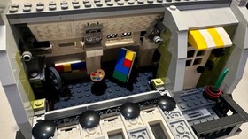 Lego Parisian Restaurant 10243 Modular Building Creator 100% Complete Set Toy