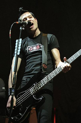 SIMPLE PLAN live at Long Beach Arena 2000s Music Old Photo 1
