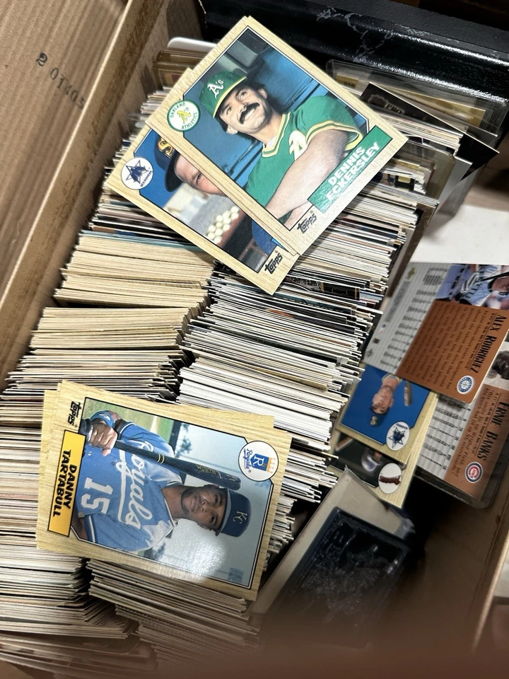 Baseball,básquet Ball,hokey,nascar,football Cards Box worth about 1,200 - Image 2 of 4