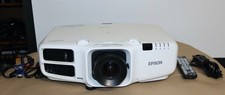 Epson PowerLite Pro G6070W 3LCD WXGA Projector 5500 Lumens. Hours on Lamps 1053
