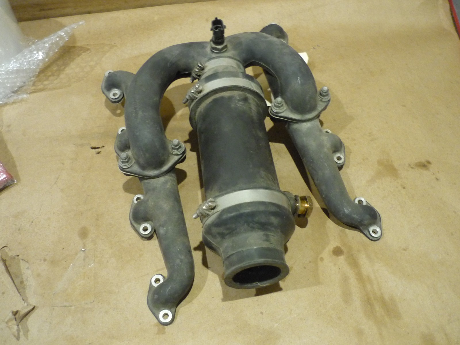 Ferrari 360 Modena-Spider Water Manifold/Heat Exchanger - P/N 169526