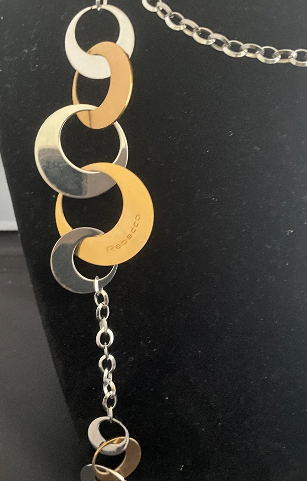 Colar de disco em dois tons Rebecca - Imagem 3 de 4