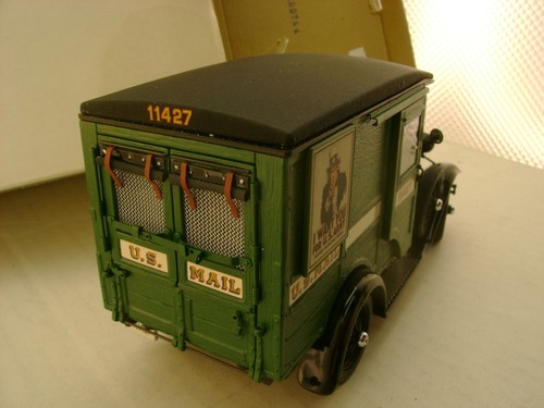 DANBURY MINT 1:24 SCALE 1931 FORD US MAIL TRUCK NEW IN BOX - Picture 5 of 6