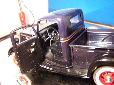 DANBURY MINT 1935 FORD PICK UP TRUCK 1/24 VERY CLEAN