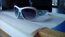 White and Teal Youth Sunglasses with Rhinestone Studded Heart Hinge