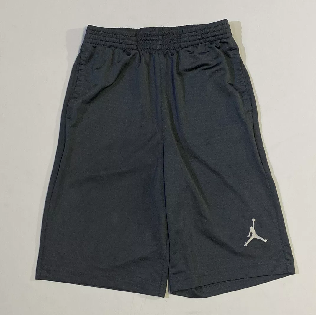 Jordan shorts sales with pockets