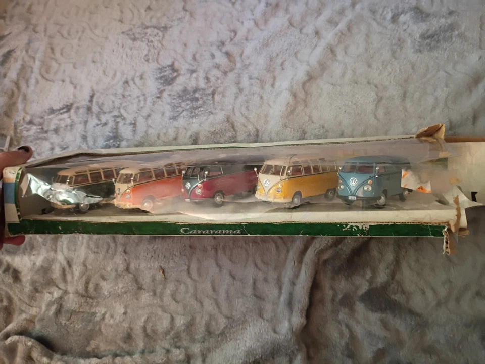 Cararama VW Bus 5 Pack Metal Vehicles Collectibles 1/72 - Image 2 of 4