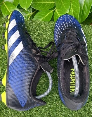 2020 Adidas Predator Freak Fußballschuhe....UK Größe 8