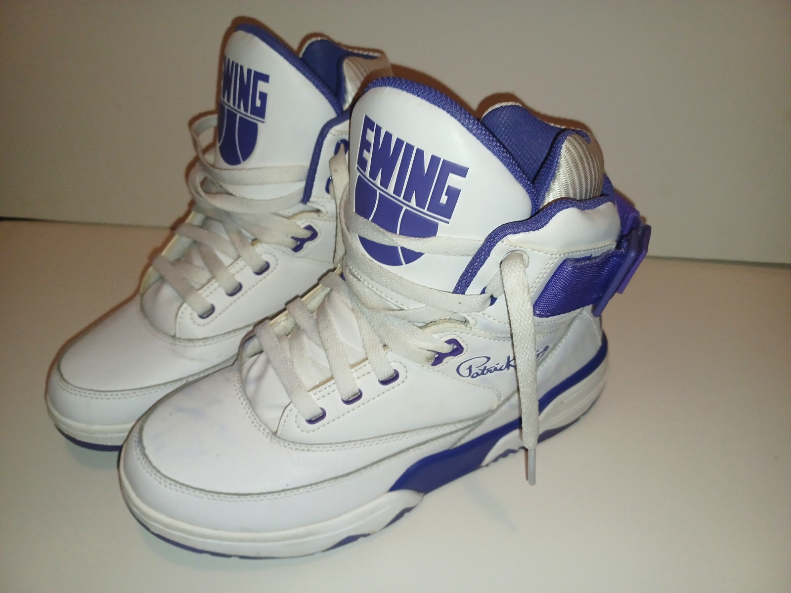 RARE New York Knicks Patrick Ewing 33 Hi White Purple Mens Basketball Sneakers 9