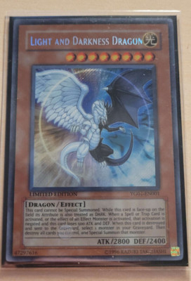 YuGiOh! Light and Darkness Dragon YG01-EN001 LIMITED ED NM