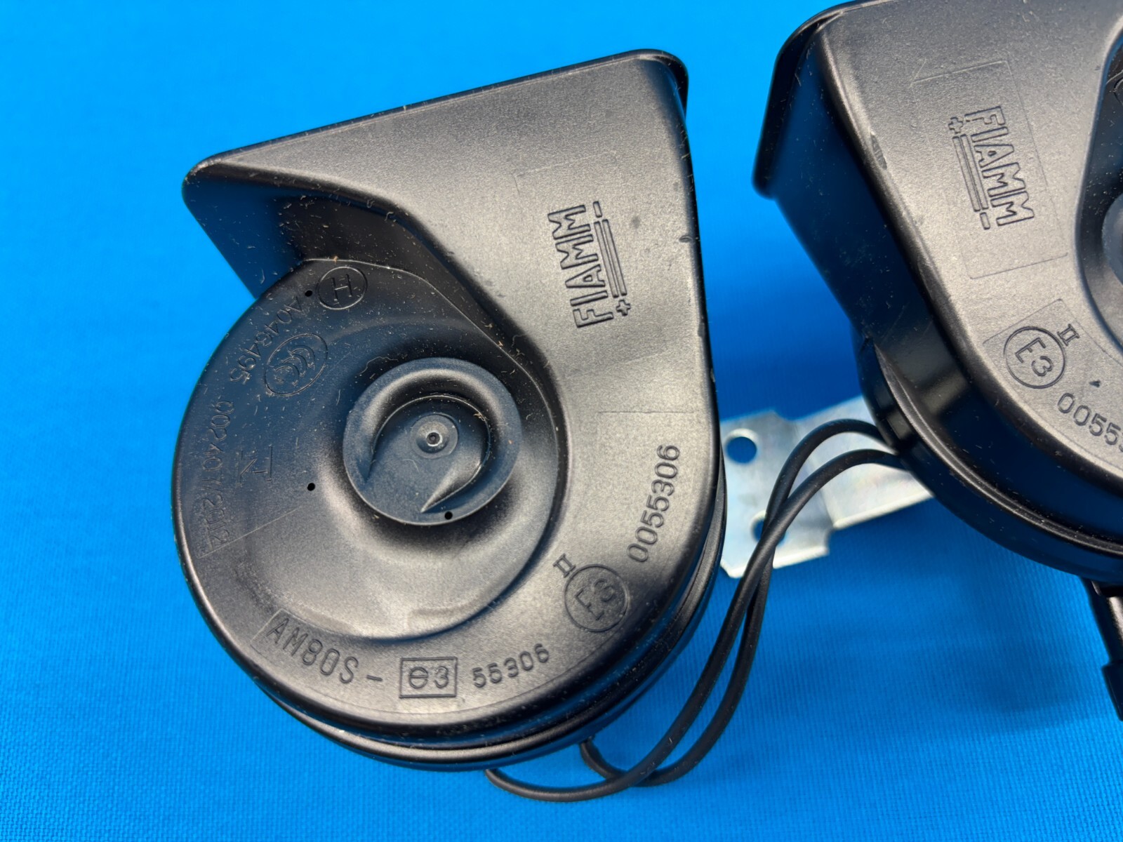 Fiamm A046495 AM80S 0055306 Horn With Bracket Warning Signal