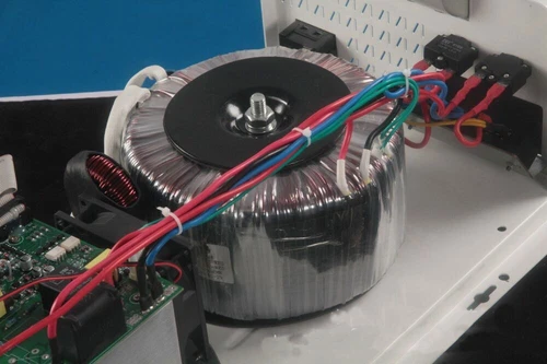 Inversor híbrido solar 2000W 12V 24V 48V controlador MPPT de onda sinusoidal pura fuera de la red - Imagen 11 de 20