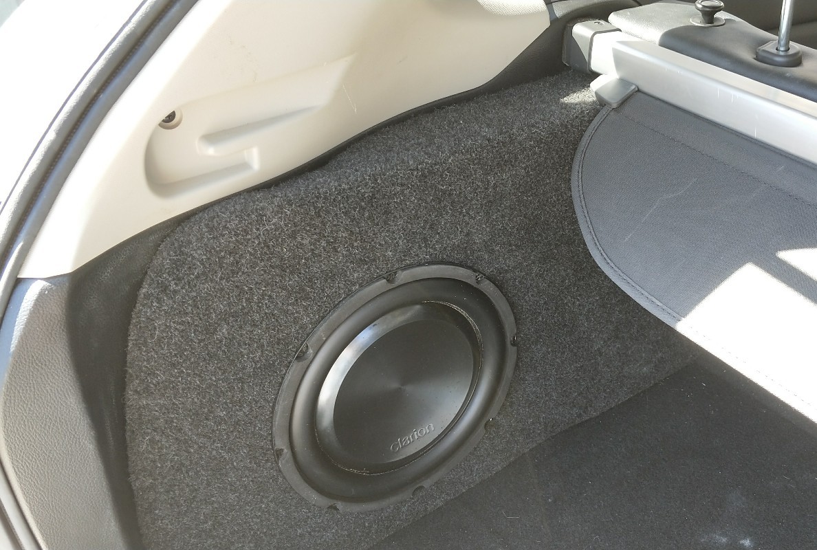 Subaru Impreza Hatch 2012+ 10inch sub Fibreglass subwoofer 10" box
