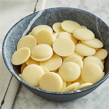 Guittard 25 lb. Soie Blanche 35% White Chocolate Wafers WS-409G3350C25 14.20 per pound