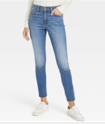 Women s Universal Thread Ultra Soft High Rise Skinny Jeans Med Wash Size 4 NWT