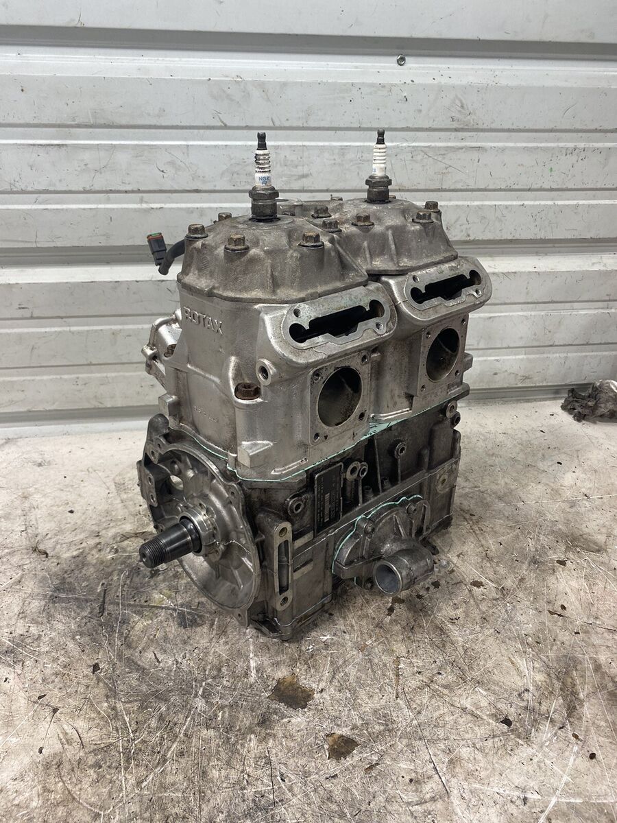 08 Ski-Doo MXZ 800 R Snowmobile engine motor