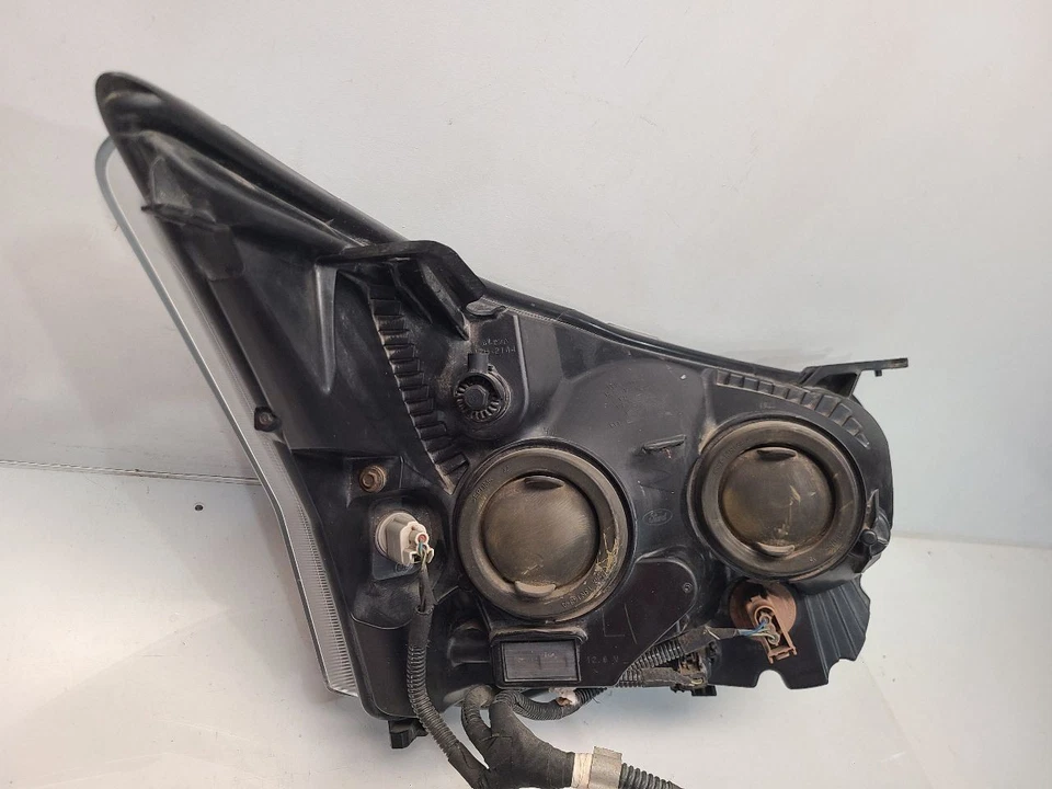 Faro izquierdo para conductores Ford Transit 350 2015-23 - borde halógeno/negro Foto 3 de 4