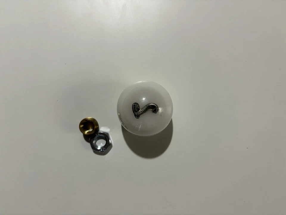 Perilla de cambio personalizada Bigote Johns Cobra Foto 2 de 4